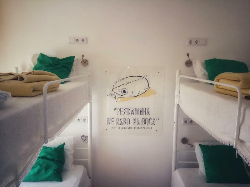 Racing Mackerel Hostel Lagos Eksteriør billede